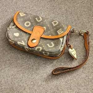 Dooney & Bourke wristlet